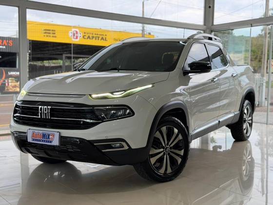 FIAT TORO 2.0 16V TURBO DIESEL VOLCANO 4WD AT9 FIAT TORO 2.0 16V TURBO DIESEL VOLCANO 4WD AT9